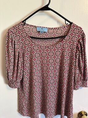 CeCe Pink and Cream Geometric Puff-Sleeve Blouse